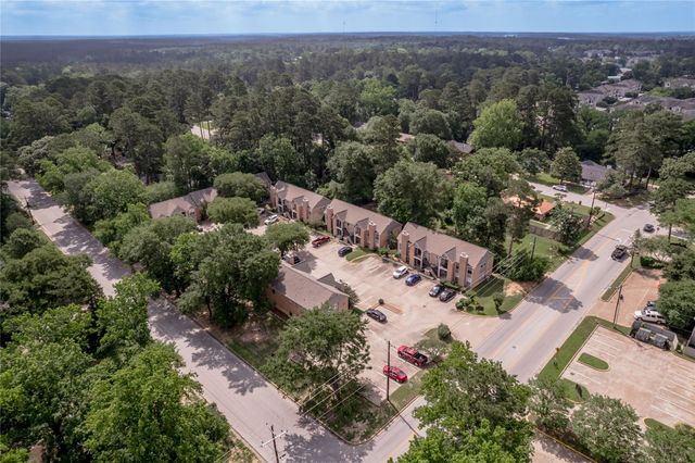 2401 Sycamore Avenue C2, Huntsville, TX 77340