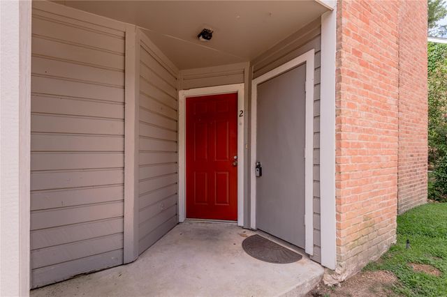 2401 Sycamore Avenue C2, Huntsville, TX 77340