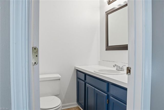 31 Lantern WAY, Portsmouth, VA 23703