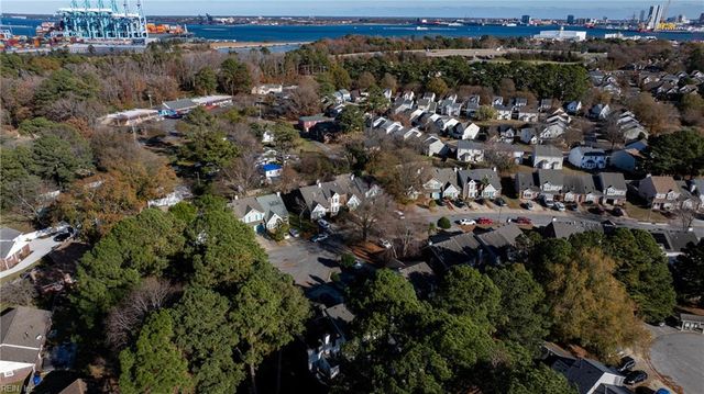 31 Lantern WAY, Portsmouth, VA 23703