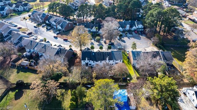 31 Lantern WAY, Portsmouth, VA 23703