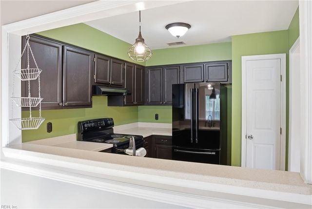 31 Lantern WAY, Portsmouth, VA 23703