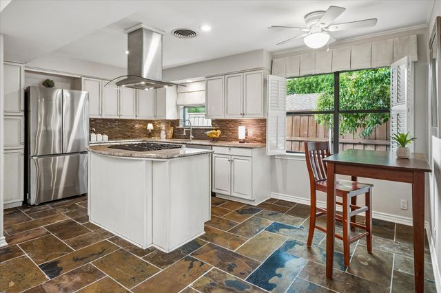 705 James Drive, Richardson, TX 75080