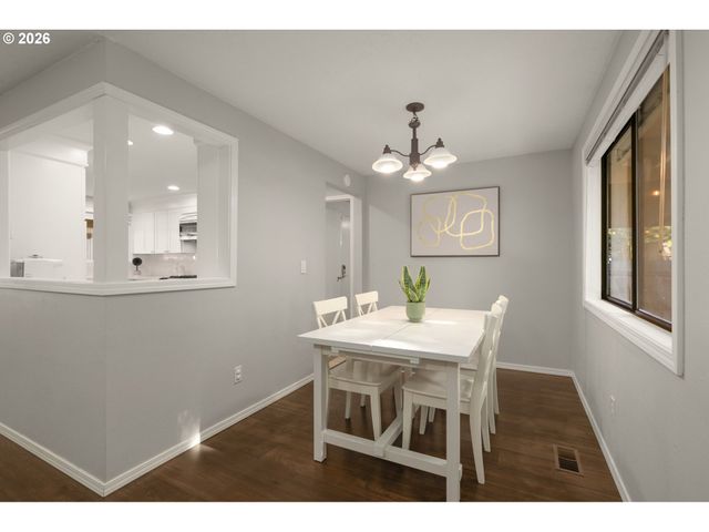 8785 Sw MORGAN Dr, Beaverton, OR 97008
