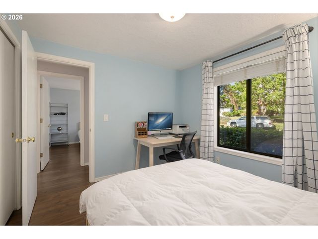 8785 Sw MORGAN Dr, Beaverton, OR 97008
