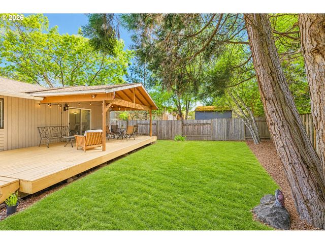 8785 Sw MORGAN Dr, Beaverton, OR 97008