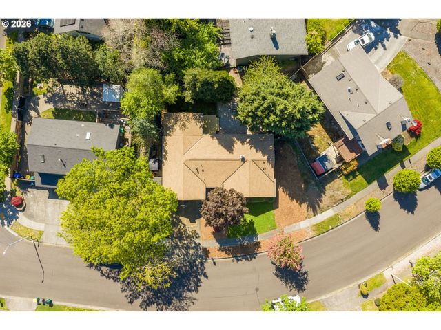 8785 Sw MORGAN Dr, Beaverton, OR 97008