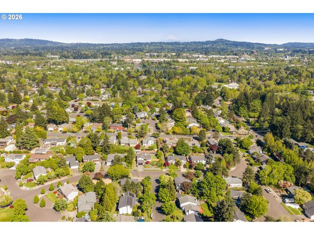 8785 Sw MORGAN Dr, Beaverton, OR 97008
