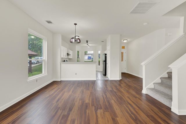 108 Grant CT, San Marcos, TX 78666