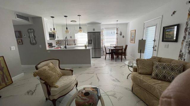 949 Normandy 949, Delray Beach, FL 33484