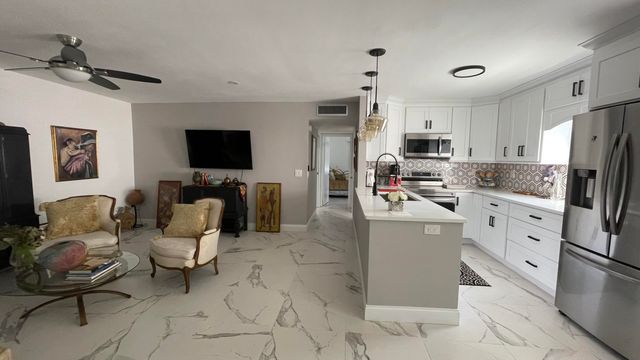 949 Normandy 949, Delray Beach, FL 33484