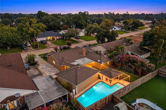 14126 Wadebridge Way, Houston, TX 77015