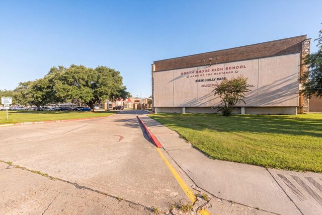 14126 Wadebridge Way, Houston, TX 77015