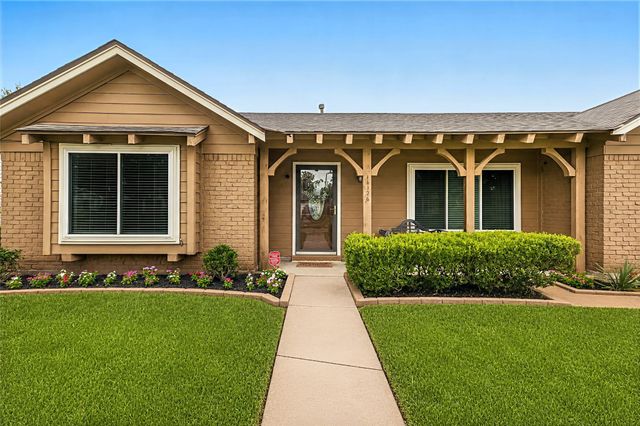 14126 Wadebridge Way, Houston, TX 77015