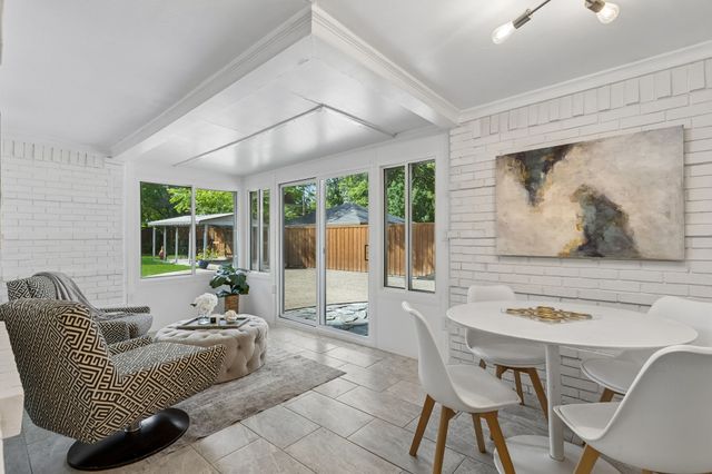 6821 Kingsbury Drive, Dallas, TX 75231