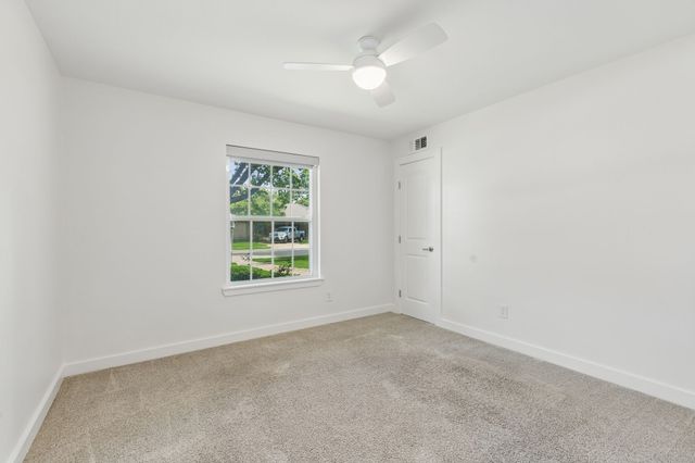 6821 Kingsbury Drive, Dallas, TX 75231