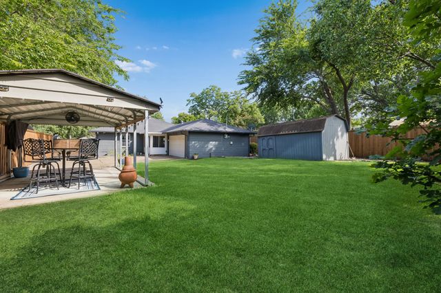 6821 Kingsbury Drive, Dallas, TX 75231