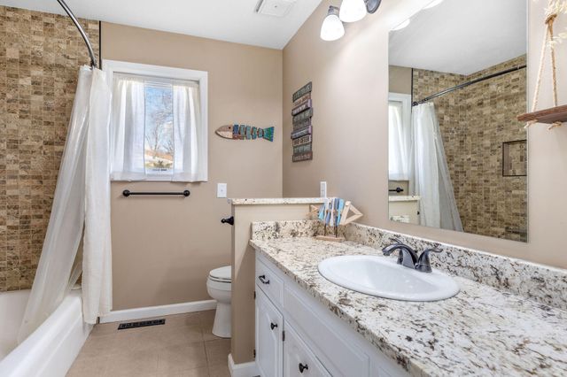 1 Greenbrier Drive, Kimberling City, MO 65686