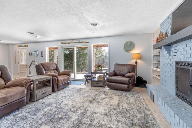 1 Greenbrier Drive, Kimberling City, MO 65686