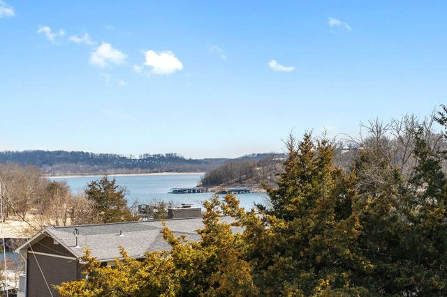 1 Greenbrier Drive, Kimberling City, MO 65686