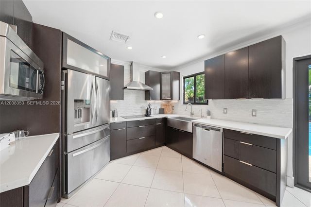 7953 Venetian Street, Miramar, FL 33023