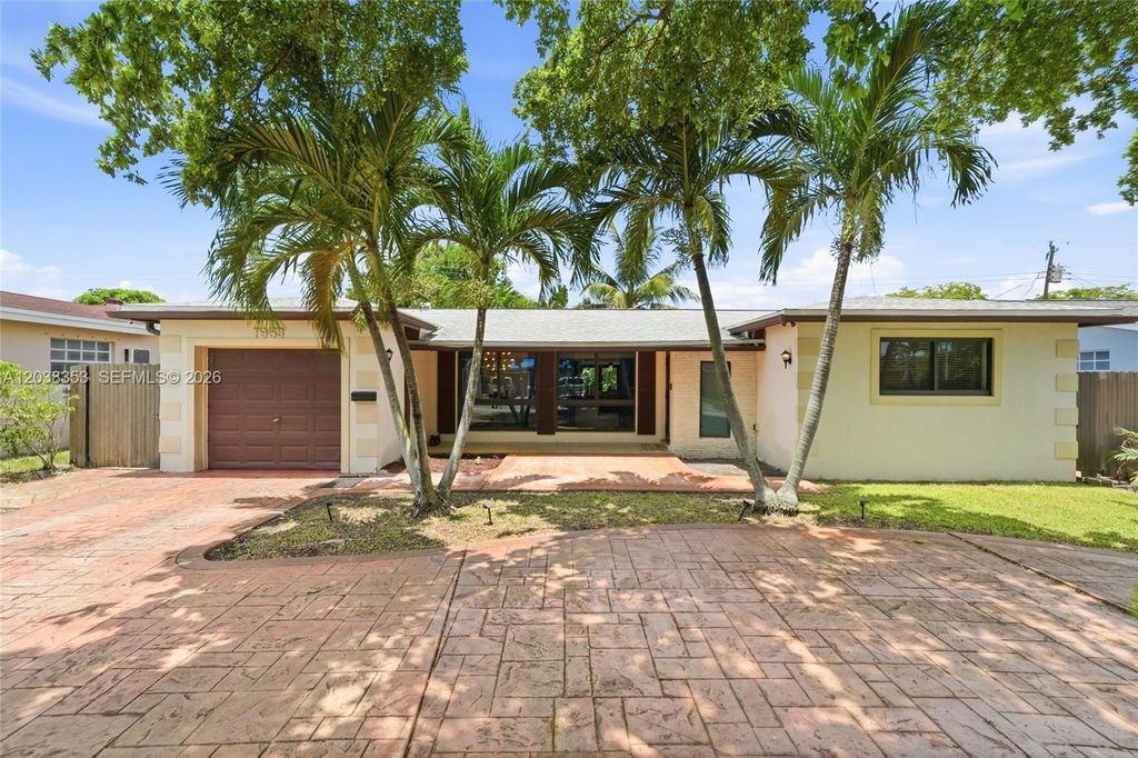 7953 Venetian Street, Miramar, FL 33023
