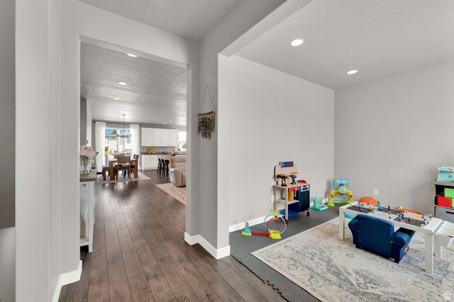 6784 W 8070 S, West Jordan, UT 84081
