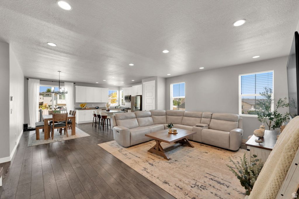 6784 W 8070 S, West Jordan, UT 84081 — photo 3