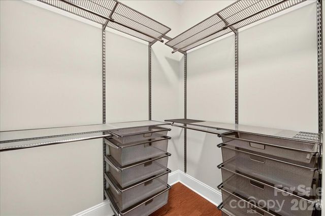 4625 Piedmont Row Drive 515-E, Charlotte, NC 28210
