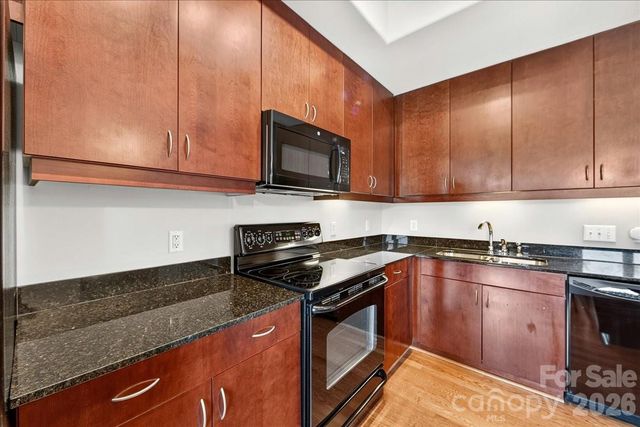 4625 Piedmont Row Drive 515-E, Charlotte, NC 28210