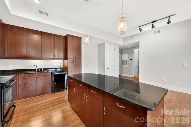 4625 Piedmont Row Drive 515-E, Charlotte, NC 28210