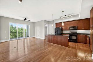 4625 Piedmont Row Drive 515-E, Charlotte, NC 28210