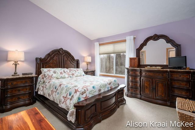 5923 W Lyn Haven Drive Se, City Of Kentwood, MI 49512