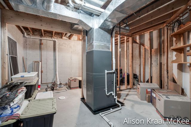 5923 W Lyn Haven Drive Se, City Of Kentwood, MI 49512