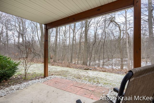 5923 W Lyn Haven Drive Se, City Of Kentwood, MI 49512