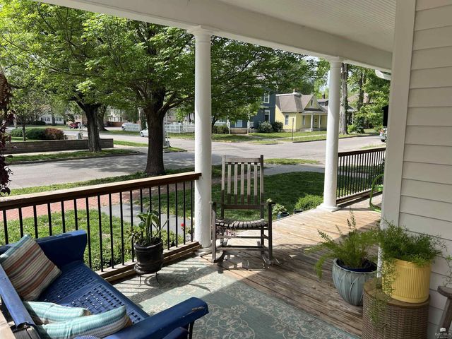 830 Leavenworth Street, Manhattan, KS 66502