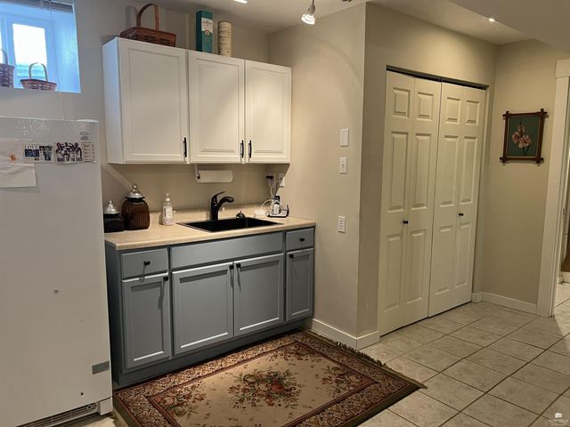 830 Leavenworth Street, Manhattan, KS 66502