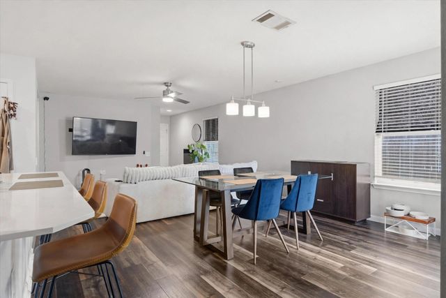 6617 Sunderland TRL, Austin, TX 78747