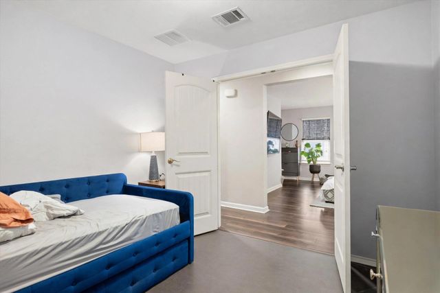 6617 Sunderland TRL, Austin, TX 78747