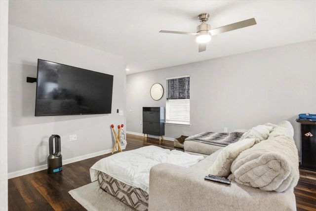 6617 Sunderland TRL, Austin, TX 78747