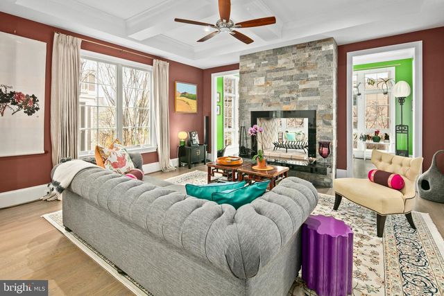 2816 1ST RD N, Arlington, VA 22201