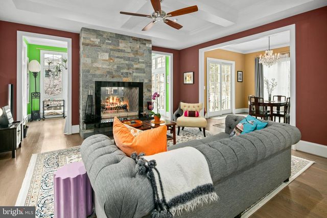 2816 1ST RD N, Arlington, VA 22201