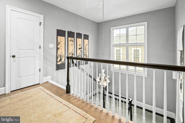 2816 1ST RD N, Arlington, VA 22201