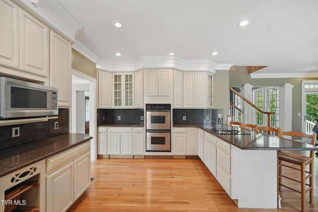 500 Northwest Ridge Avenue, Norton, VA 24273