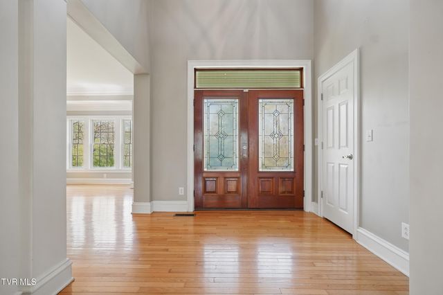 500 Northwest Ridge Avenue, Norton, VA 24273