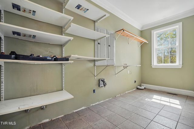 500 Northwest Ridge Avenue, Norton, VA 24273