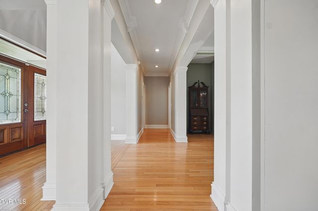 500 Northwest Ridge Avenue, Norton, VA 24273