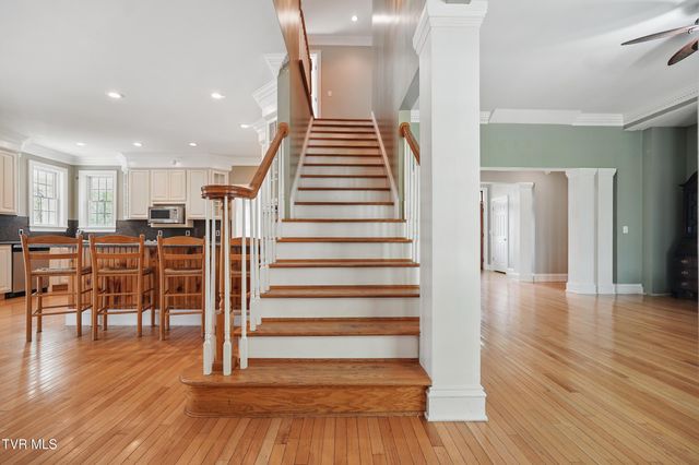 500 Northwest Ridge Avenue, Norton, VA 24273