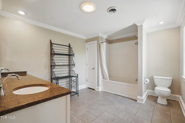 500 Northwest Ridge Avenue, Norton, VA 24273