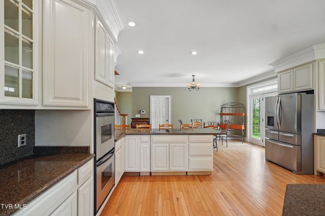 500 Northwest Ridge Avenue, Norton, VA 24273